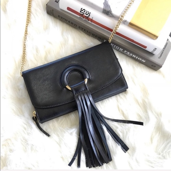Banana Republic Handbags - Banana Republic Fringe Tassel Chain Crossbody